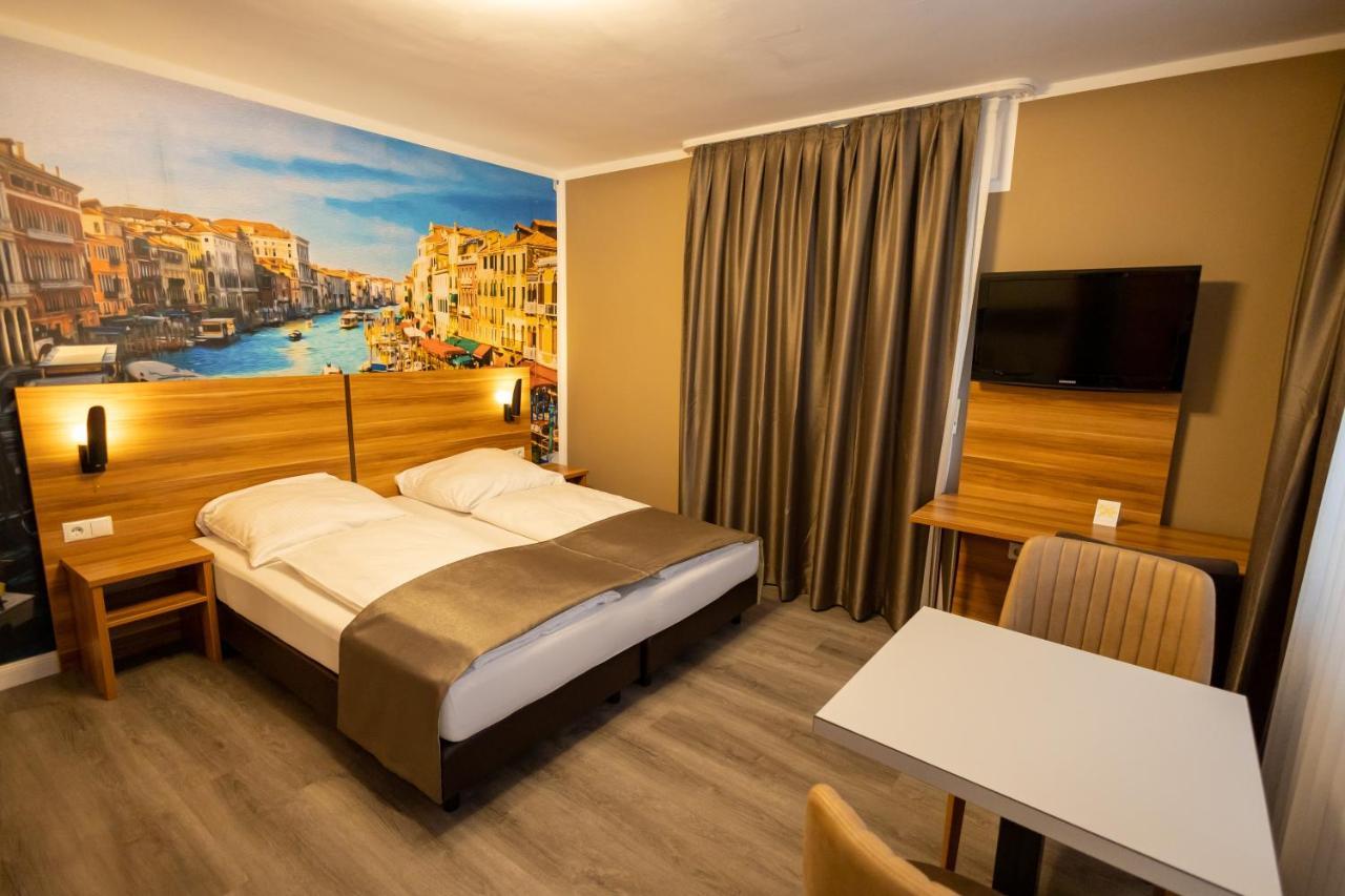 Hotel Schlangenbader Hof Bagian luar foto