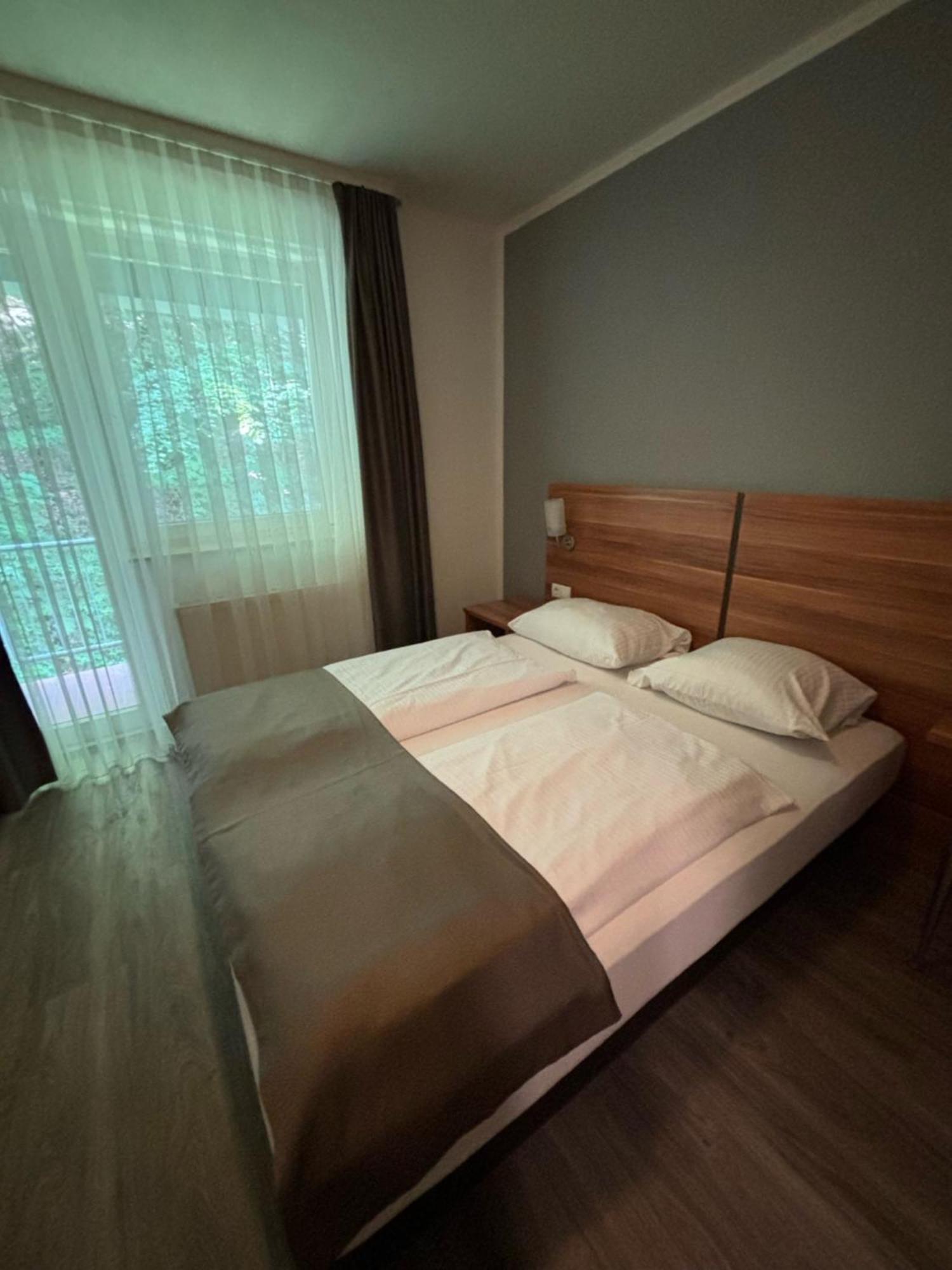 Hotel Schlangenbader Hof Bagian luar foto