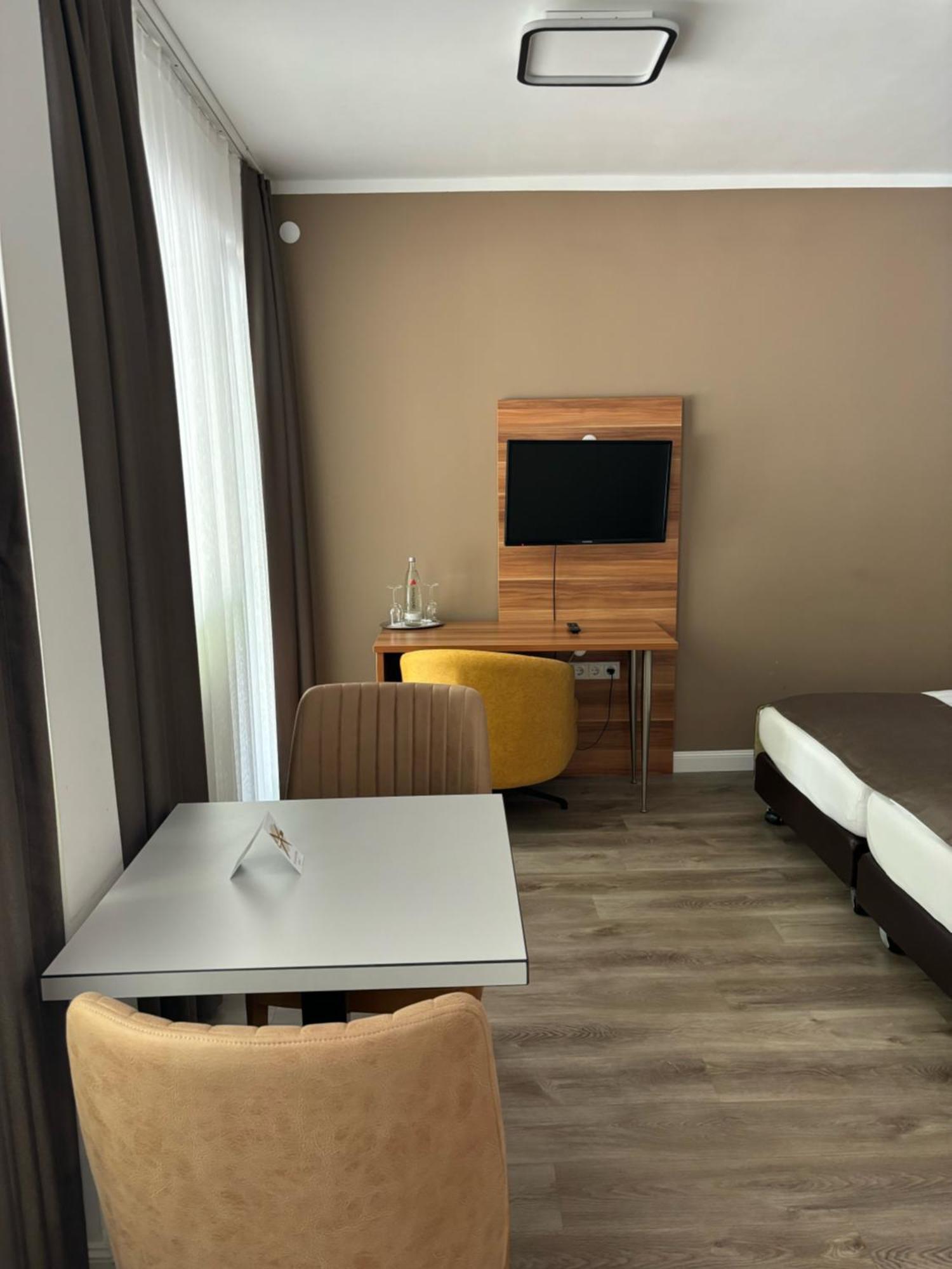 Hotel Schlangenbader Hof Bagian luar foto