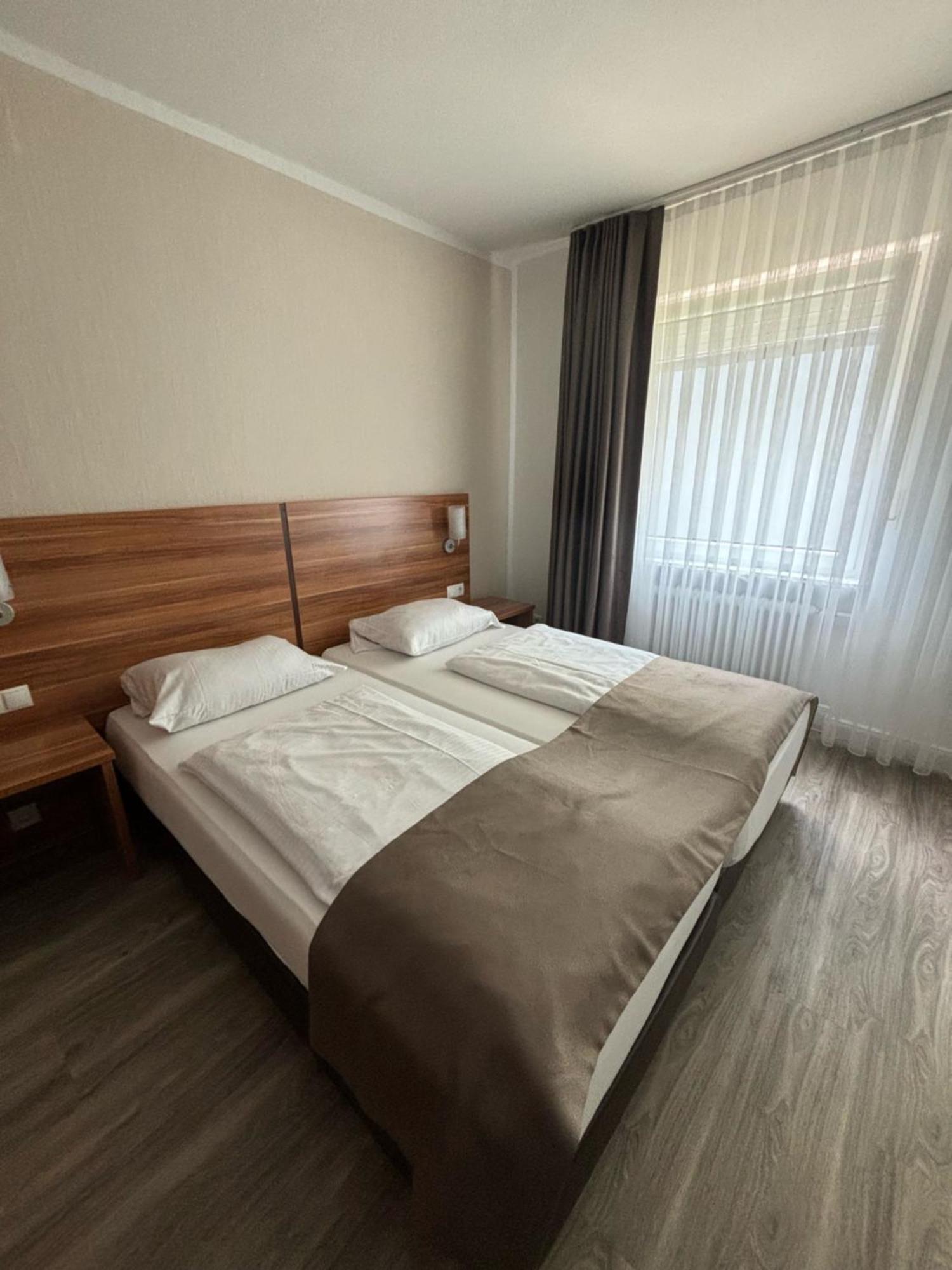 Hotel Schlangenbader Hof Bagian luar foto